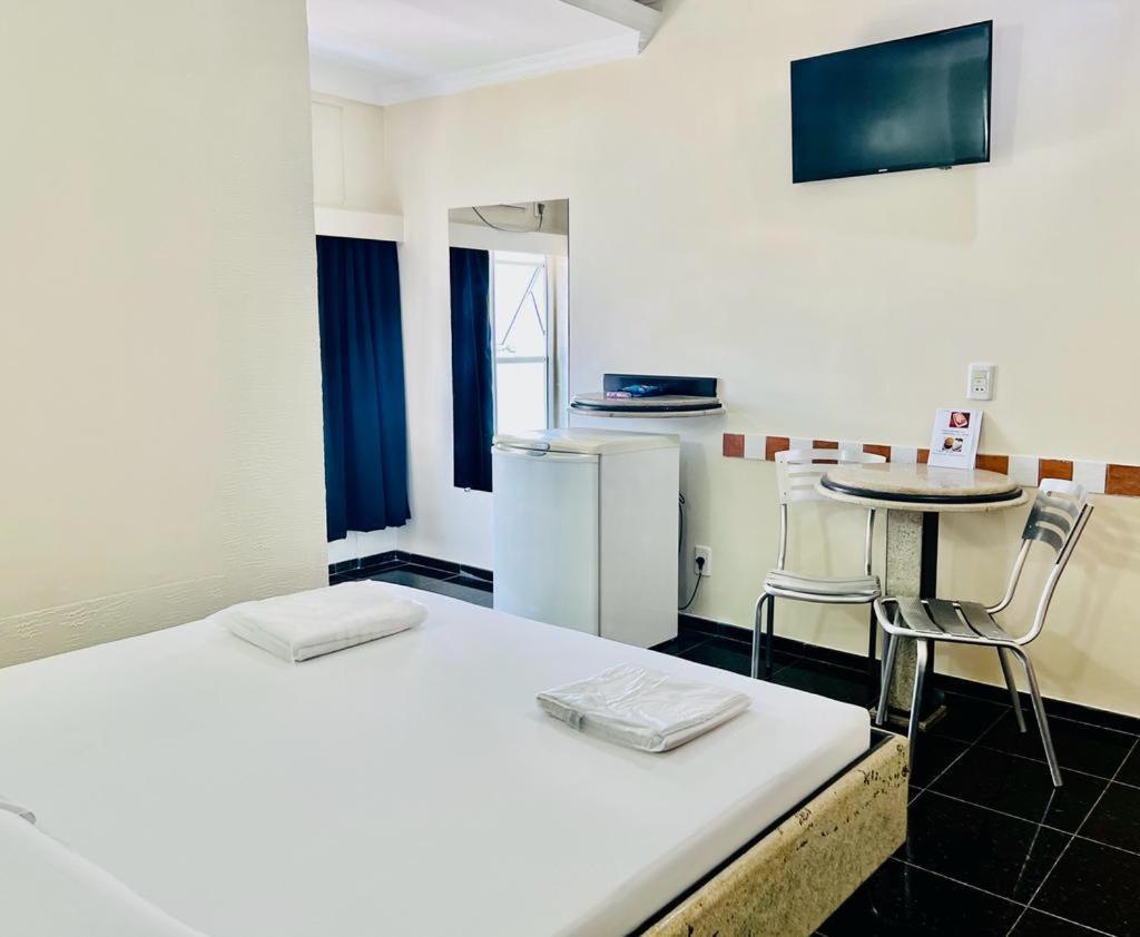 Hotel Buriti Stop (Adults Only) Гояния Екстериор снимка