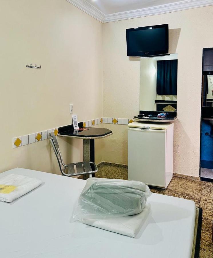 Hotel Buriti Stop (Adults Only) Гояния Екстериор снимка