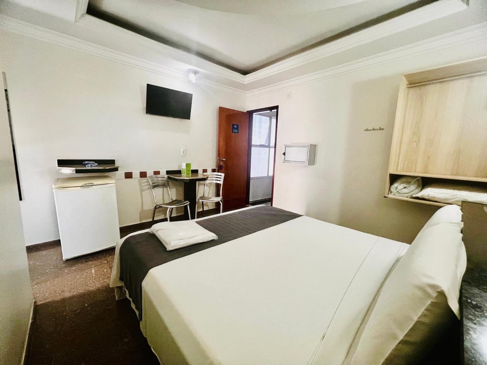 Hotel Buriti Stop (Adults Only) Гояния Екстериор снимка